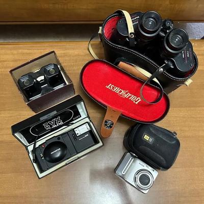 Lot Of Cameras (kodak And Olympus) Binoculars And Retro View-Master