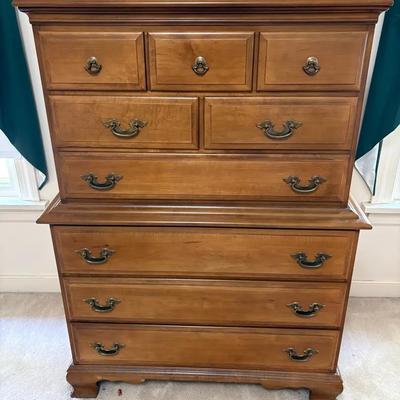 Sumpter Cabinet Co. Chest Of Drawers 