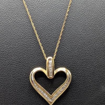 10K Gold & Diamond Necklace w/ Heart Pendant 