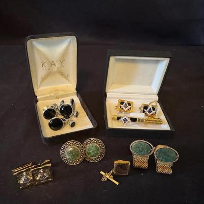 Lot 241: Men’s Cuff Links Collection 