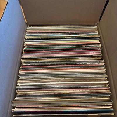 Lot 216: Mystery R&B / Soul Album Collection (Dreamers, Dells, Whispers, War, Crusaders & More)