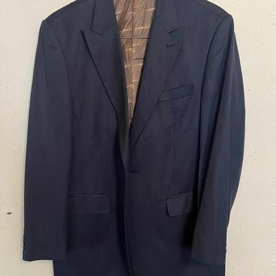 Lot 308: Men’s Suit Jackets