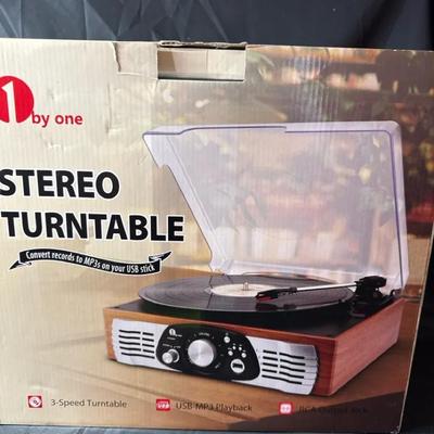 Lot 114:  1byone 3-Speed Stereo Turntable with USB/MP3 Playback