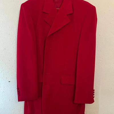 Lot 309: Men’s Suit And Pant Sets