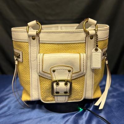 Lot 563: Coach Straw & White Leather Tote Handbag – Style N3M05K-113 