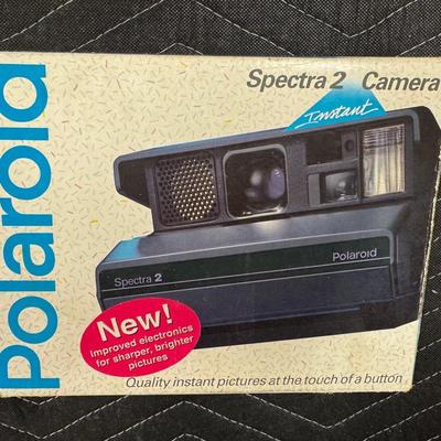 Lot 290: Vintage Polaroid Spectra 2 Camera 