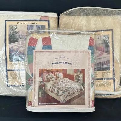 Cozy Charm! (3) Vintage Handmade Quilts – Log Cabin, Scalloped Wedding Ring & Garden Wedding Ring