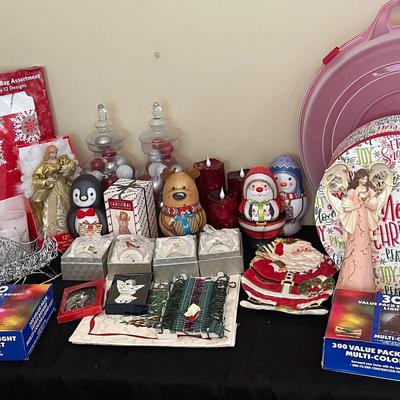 Christmas Decor: Spode Table Runner, Lights, Figurines