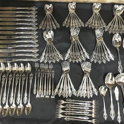 108-Piece Oneida Distinction Deluxe Stainless Flatware Set – Service for 12+ w/ Serving Pieces