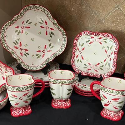 Temp-Tations Red & Green Old World Dish Set 