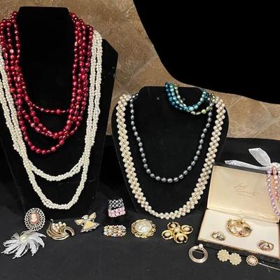 Honora Pearl & Costume Pearl Jewelry 