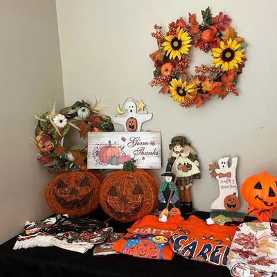 Fall And Halloween Decor
