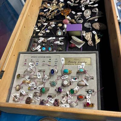 Sale Photo Thumbnail #34