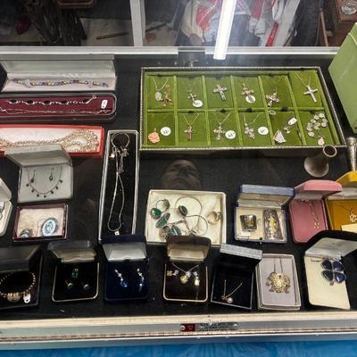 Sale Photo Thumbnail #38