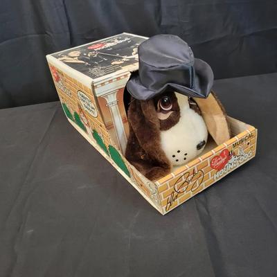 Elvis Presley Musical Hound Dog Plush | Original Box | Plays 6 Songs