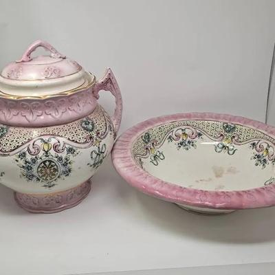 Antique Basin And Haynes Co. of Baltimore Lidded Jar