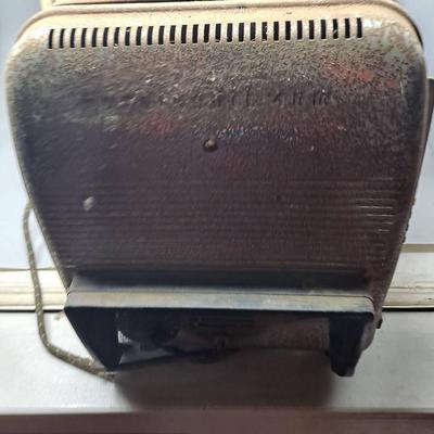 Vintage Roto Broil 400 Toaster Oven