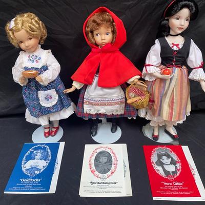 Goldilocks, Snow White, Red Riding Hood
