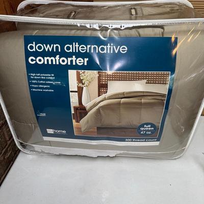 Down Alternative Comforter 