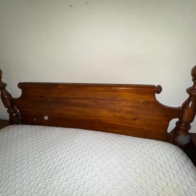 Wood Headboard Full/Queen
