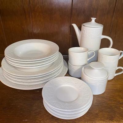 Garland White Dishes 