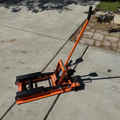 Central Hydraulics Motorcycle/ATV Lift | Lift Range 4 5/8” - 14 1/4 | Item 93033