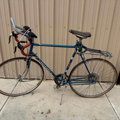 Vintage Peugeot Road Bike | 10-Speed Racing Bicycle with Drop Handlebars | Made in France