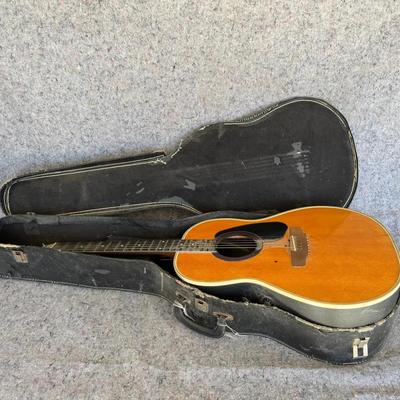 Applause by Kaman Acoustic Guitar AF14 with Case | Vintage 6-String