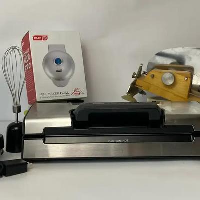 Small Kitchen Appliances – Vintage Major 209x Slicer, Proiane Vacuum Sealer, Dash Mini Maker Grill &