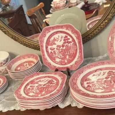 Willow Johnson Bros. Mixed China set
