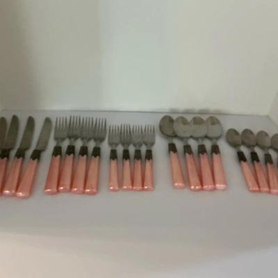 Gibson Pink Pearl Silverware Set For 4