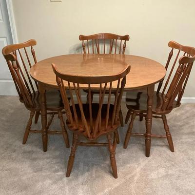 Antique Maple Dining Table And Chairs