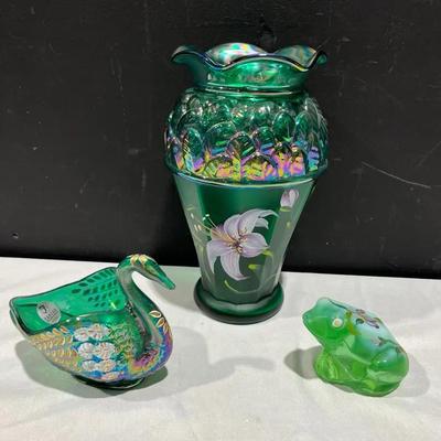 Vintage Fenton Series Emerald Lily Vase Signed + Swan, Frog Art Glass