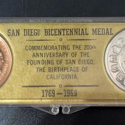 San Diego California Bicentennial Medal Coins In Case - 1969