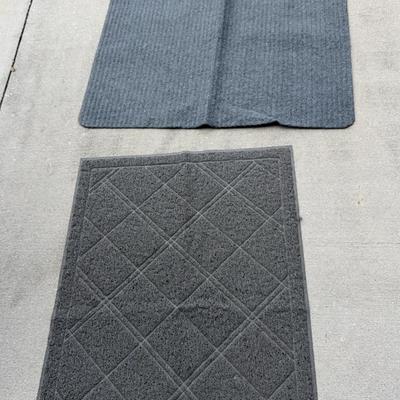 Set Of Two Gray Outdoor Rugs 32 X 58 And 24 X 36