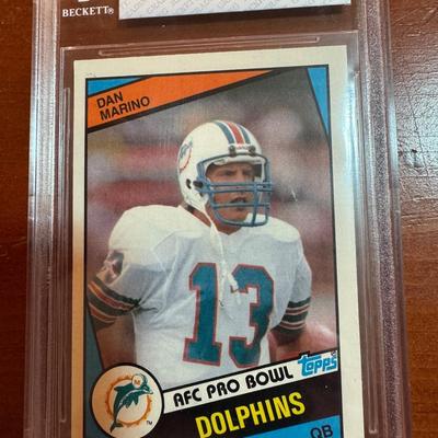 1984 Tops #123 Dan Marino Football Card. Beckett graded 6.0 EX-MT