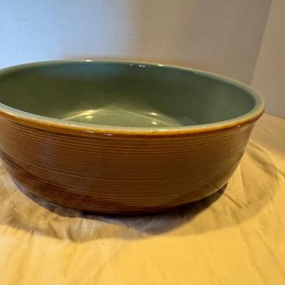 An Awesome 12” Red Wing Village Green SALAD BOWL  Near Mint