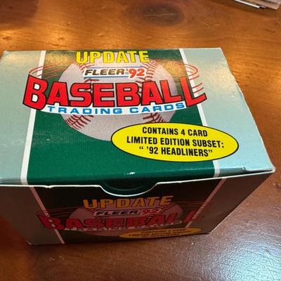 1992 Fleer Update Baseball Card Set with Mike Piazza Graded 8.5