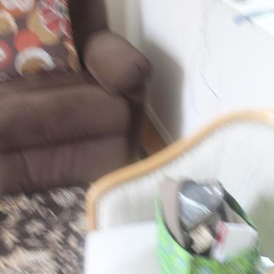 Sale Photo Thumbnail #137