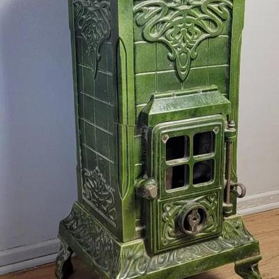 Ancient Maison Godin Wood Burning Stove
