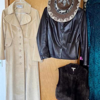 Sale Photo Thumbnail #110