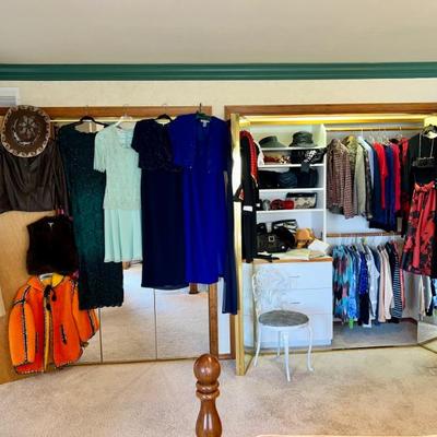 Sale Photo Thumbnail #93