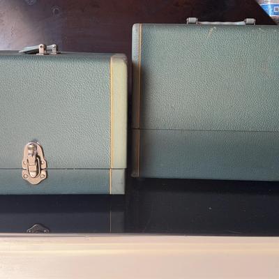 Argus 300 Slide Projector & Blank Slides 