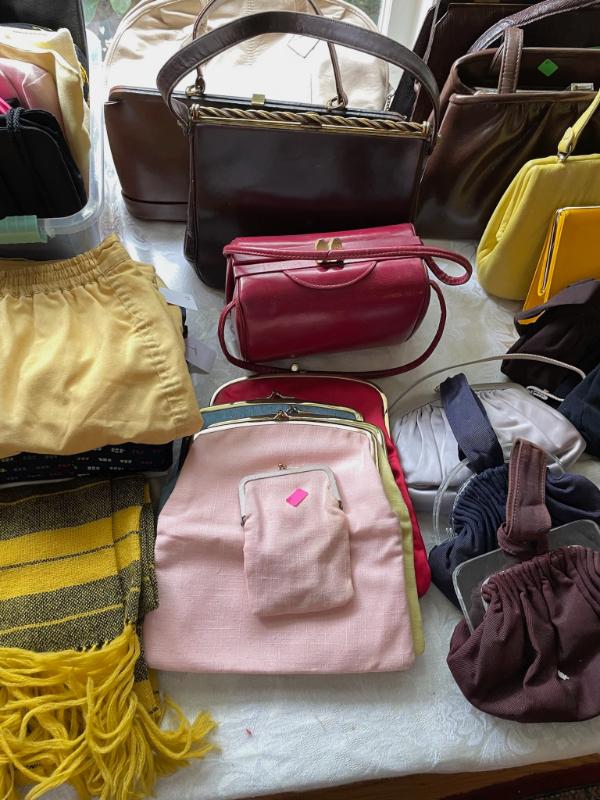 Sale Photo Thumbnail #175