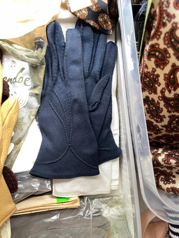Sale Photo Thumbnail #171