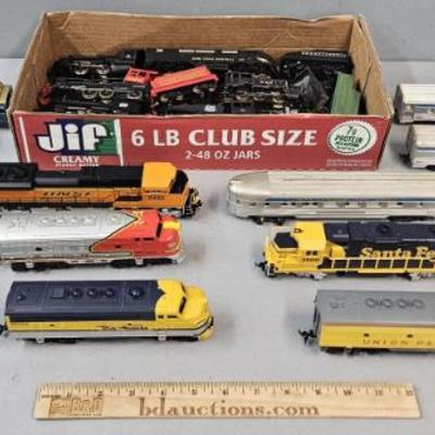 Sale Photo Thumbnail #689