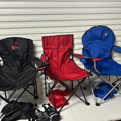 Set Of 3 Lawn Chairs, Cooler, Bottle Cooler, Blanket Sport Shelter