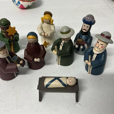Nativity Scenes 
