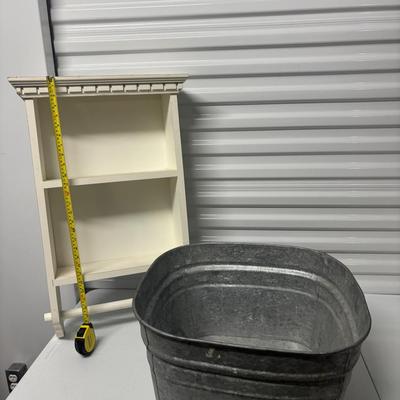 White Two Tier Shelf/ice Bucket 