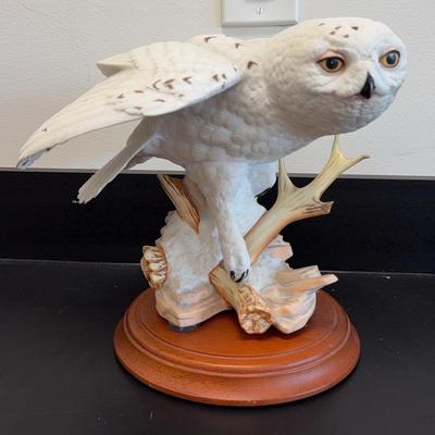 Franklin Mint - The Snowy Owl - Ceramic Figure